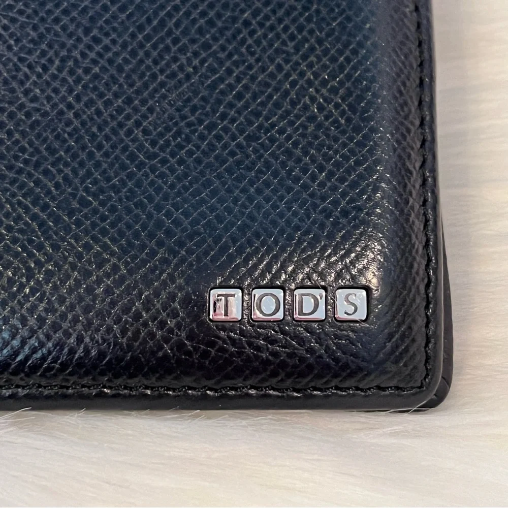 Tod’s Men’s Black Leather Bi-fold Designer Wallet